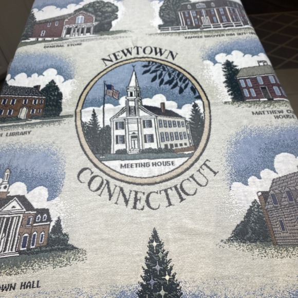 Woven Textile Blkt Newtown CT Commemorative Piece Highlighting Towns History 823